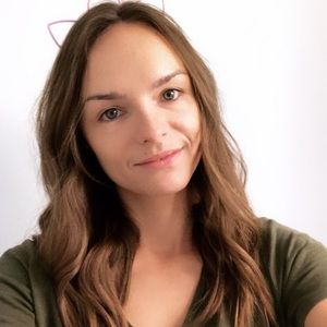 Meet your Posher, Julia